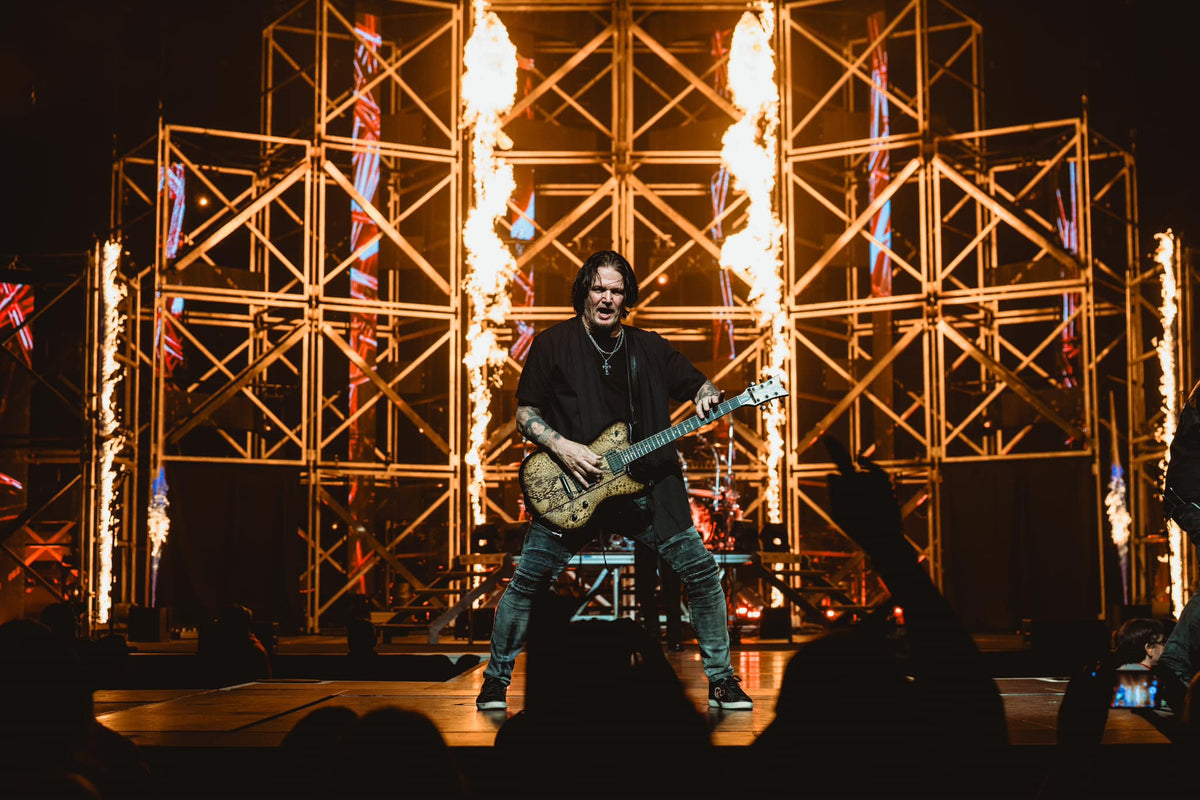 1500+ SHOWS PLAYED